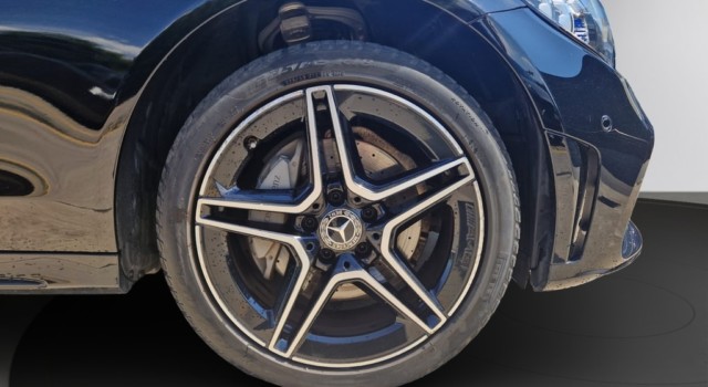 MERCEDES-BENZ C 200 Swiss Star AMG Line 4Matic 9G-Tronic