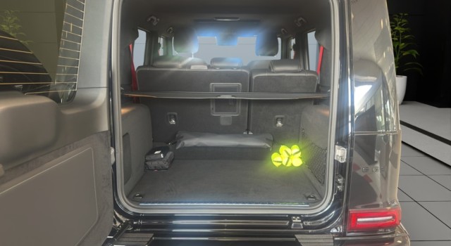 MERCEDES-BENZ G 63 AMG 9G-Tronic