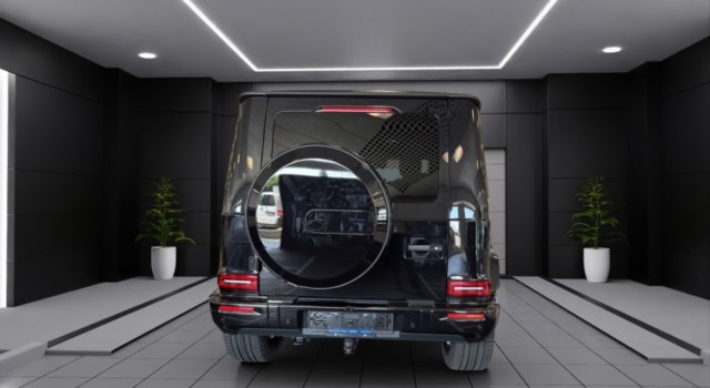 MERCEDES-BENZ G 63 AMG 9G-Tronic