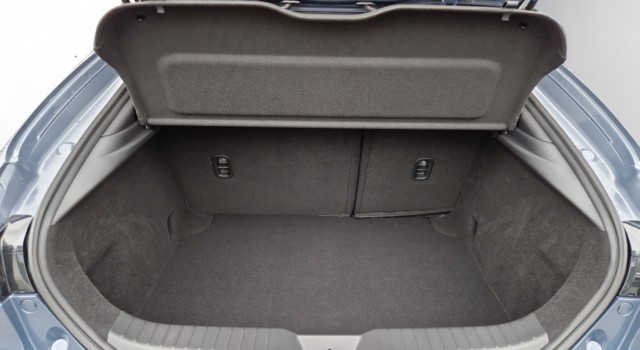 MAZDA 3 Hatchback SKYACTIV-X M Hybrid 186 AWD Homura Automat