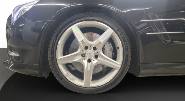 MERCEDES-BENZ SL 500 7G-Tronic