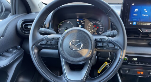 MAZDA 2 Hybrid Center-Line