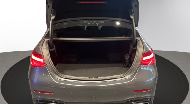 MERCEDES-BENZ C 300 e 4 Matic EQ Hybrid