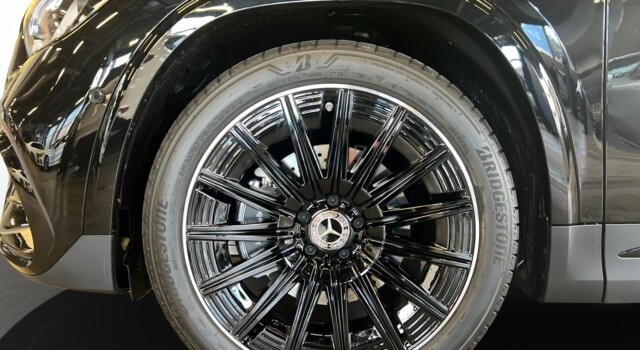 MERCEDES-BENZ GLA 220 4Matic 8G-DCT