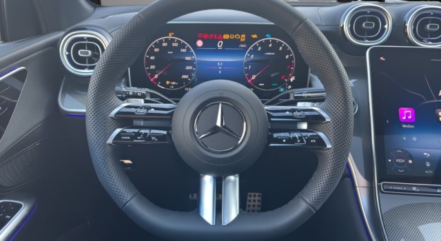 MERCEDES-BENZ GLC 300 4Matic 9G-Tronic