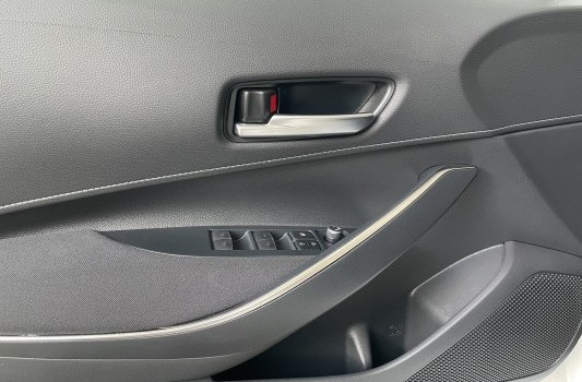 TOYOTA COROLLA TS 1.8 HSD Active