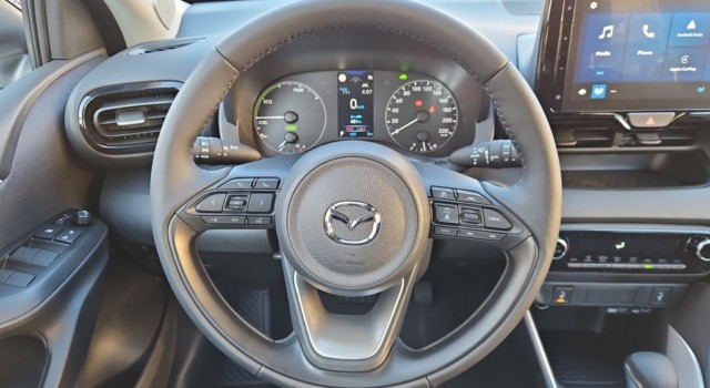 MAZDA 2 Hybrid Exclusive-line