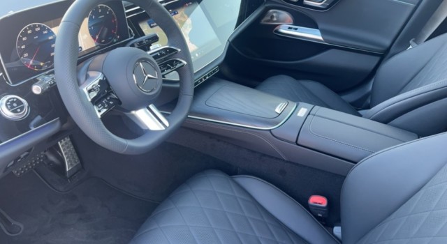 MERCEDES-BENZ E 220 d T 4Matic 9G-Tronic