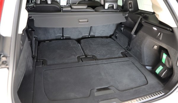 VOLVO XC90 T8 eAWD Xclusive Dar