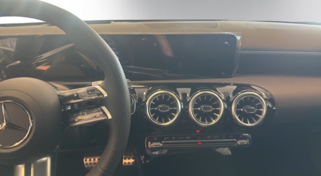 MERCEDES-BENZ A 220 d 8G-DCT