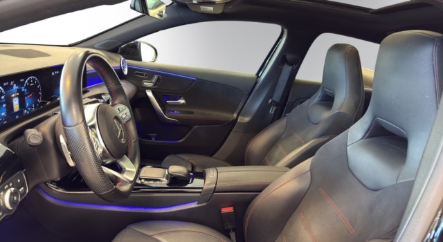 MERCEDES-BENZ A 180 Night Star AMG Line