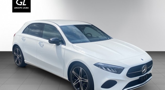 MERCEDES-BENZ A 200 Night Star 7G-DCT