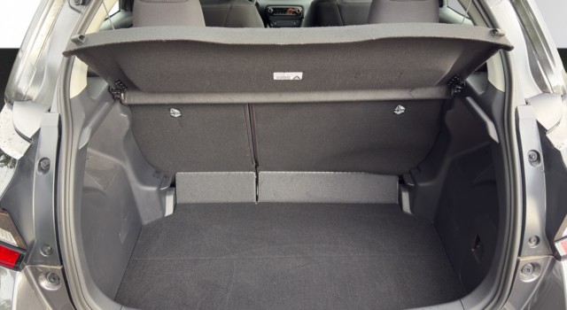 MAZDA 2 Hybrid Centre-line
