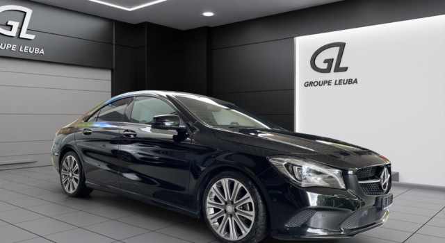 MERCEDES-BENZ CLA 200 Night Star 7G-DCT