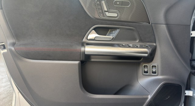 MERCEDES-BENZ GLA 250 e EQ Star 8G-DCT