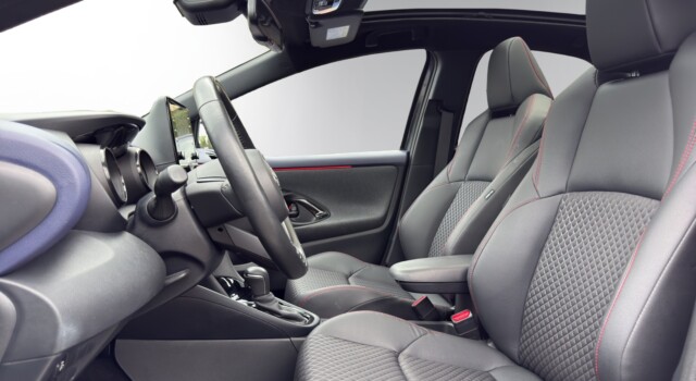 TOYOTA YARIS 1.5 Pop e-CVT Pop