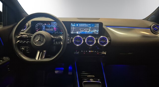 MERCEDES-BENZ B 200 AMG Line 7G-DCT