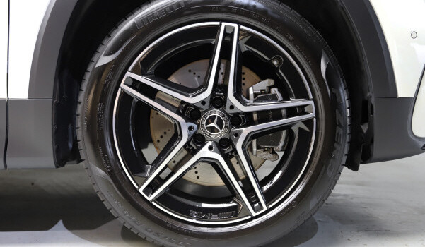 MERCEDES-BENZ GLB 220 4Matic 8G-Tronic