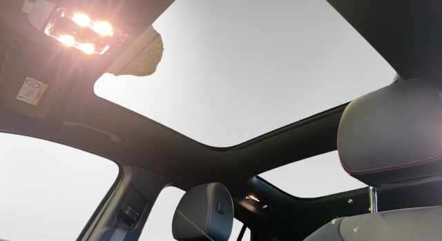 MERCEDES-BENZ GLA 220 4Matic 8G-DCT