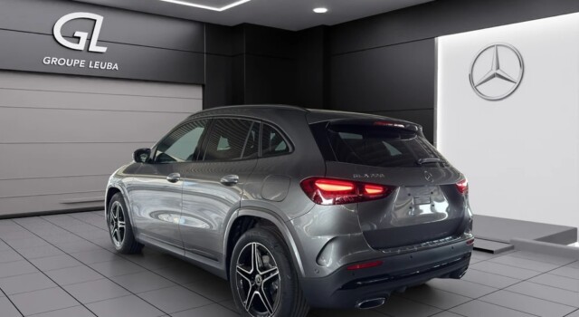 MERCEDES-BENZ GLA 220 4Matic 8G-DCT