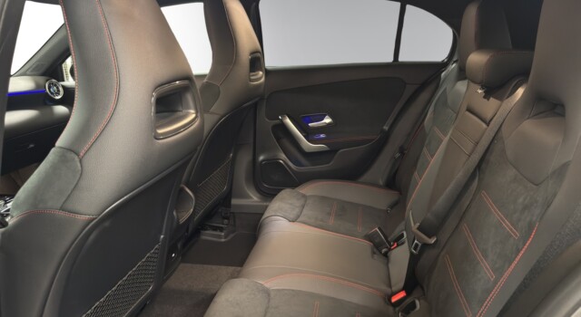 MERCEDES-BENZ A 200 Night Star 7G-DCT