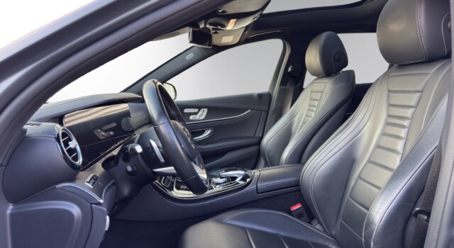 MERCEDES-BENZ E 220 d Swiss Star AMG 4M