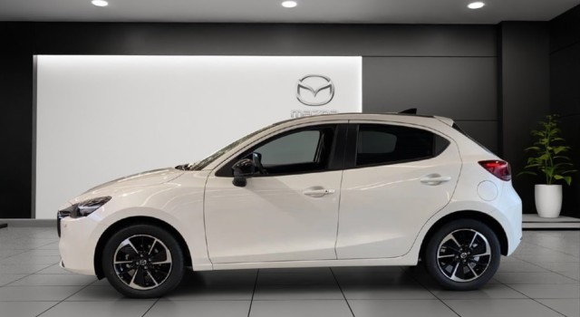 MAZDA 2 SKYACTIV-G 90 Homura Aka Automat