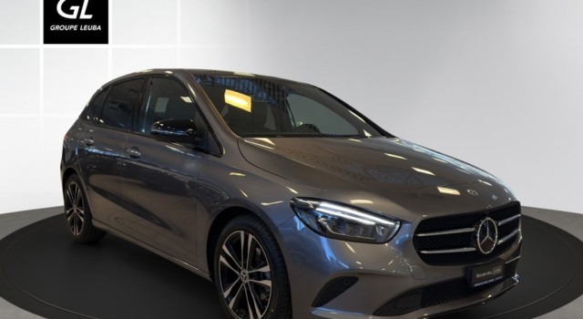 MERCEDES-BENZ B 180 Progressive