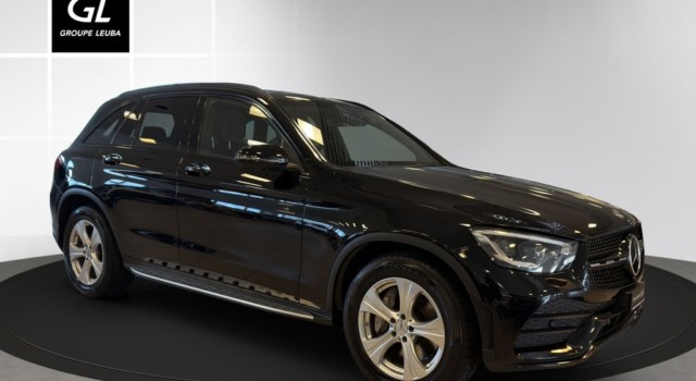 MERCEDES-BENZ GLC 300 AMG Line 4Matic