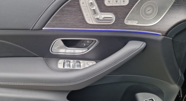 MERCEDES-BENZ GLE 300 d 4Matic 9G-Tronic 7 places