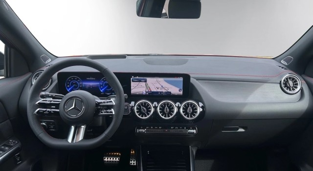 MERCEDES-BENZ EQA 350 66,5 kWh 4Matic Excellence