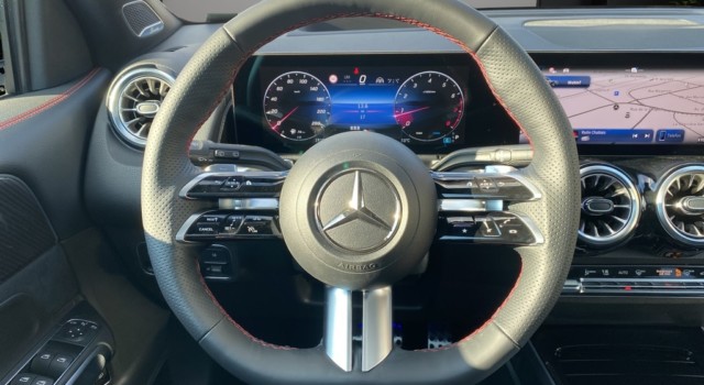 MERCEDES-BENZ GLB 220 4Matic 8G-Tronic