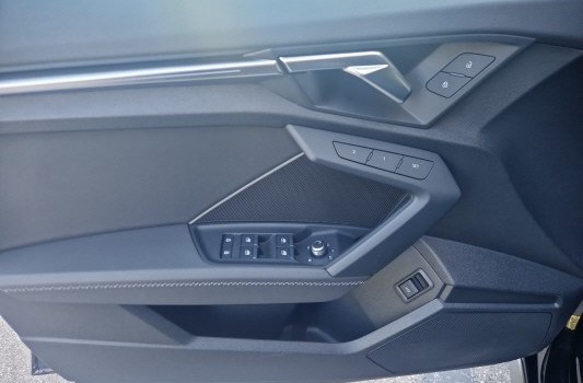 AUDI A3 SB 35 TFSI S line Attr