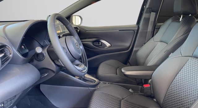 MAZDA 2 Hybrid Homura