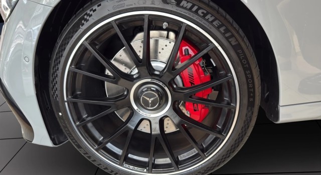 MERCEDES-BENZ E 53 AMG E 53 Hybrid T 4Matic+ 9G-Tronic
