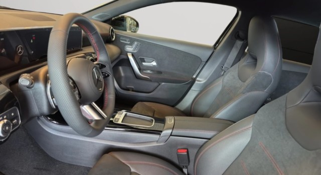 MERCEDES-BENZ A 250 4Matic 8G-DCT