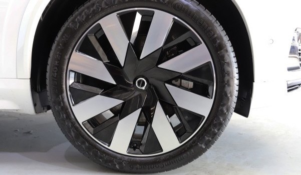 VOLVO XC90 T8 eAWD Xclusive Dar