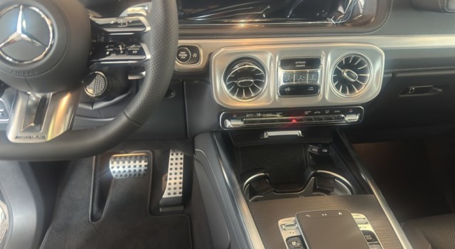 MERCEDES-BENZ G 63 AMG 9G-Tronic