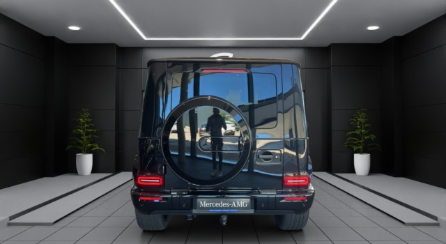 MERCEDES-BENZ G 63 AMG 9G-Tronic