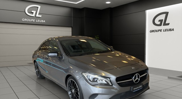 MERCEDES-BENZ CLA 200 Night Star