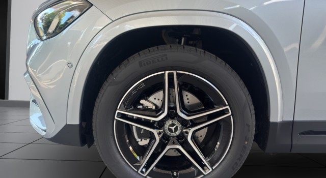 MERCEDES-BENZ GLA 250 e EQ Star 8G-DCT