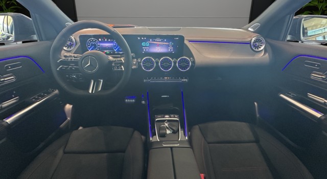 MERCEDES-BENZ EQA 350 66,5 kWh 4Matic Excellence