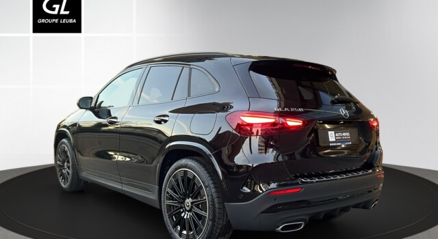 MERCEDES-BENZ GLA 250 4Matic 8G-DCT Swiss Star