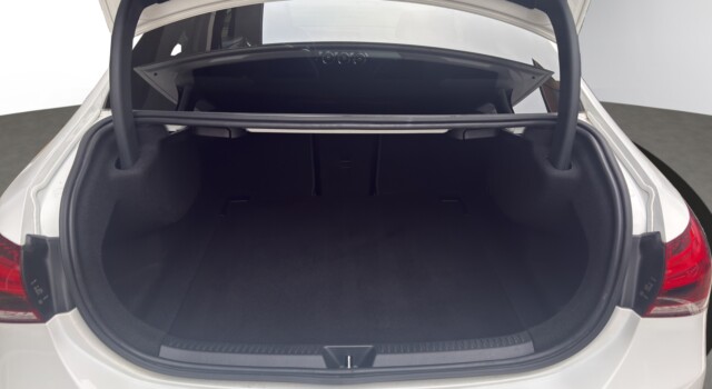 MERCEDES-BENZ A 35 AMG 4Matic