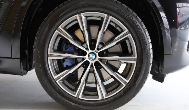 BMW X5 xDrive 48V 40d M Sport