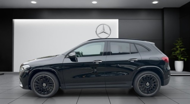 MERCEDES-BENZ GLA 250 4Matic 8G-DCT Swiss Star