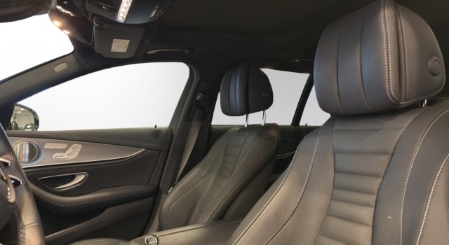 MERCEDES-BENZ E 220 d T 4Matic Swiss Star 9G-Tronic