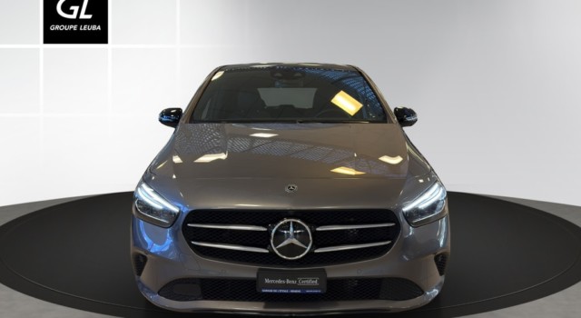 MERCEDES-BENZ B 180 Progressive