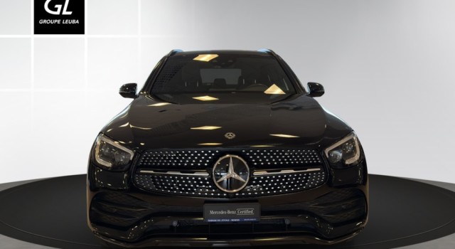 MERCEDES-BENZ GLC 300 AMG Line 4Matic