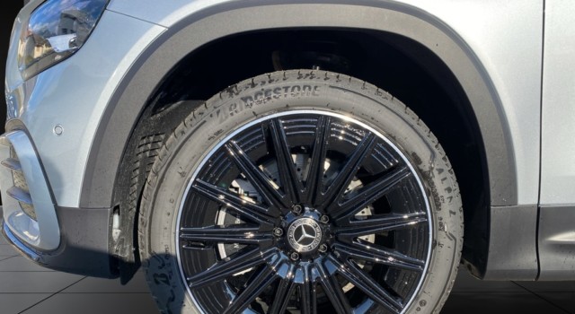 MERCEDES-BENZ GLB 220 4Matic 8G-Tronic